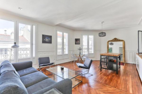 Family apartment in 15th